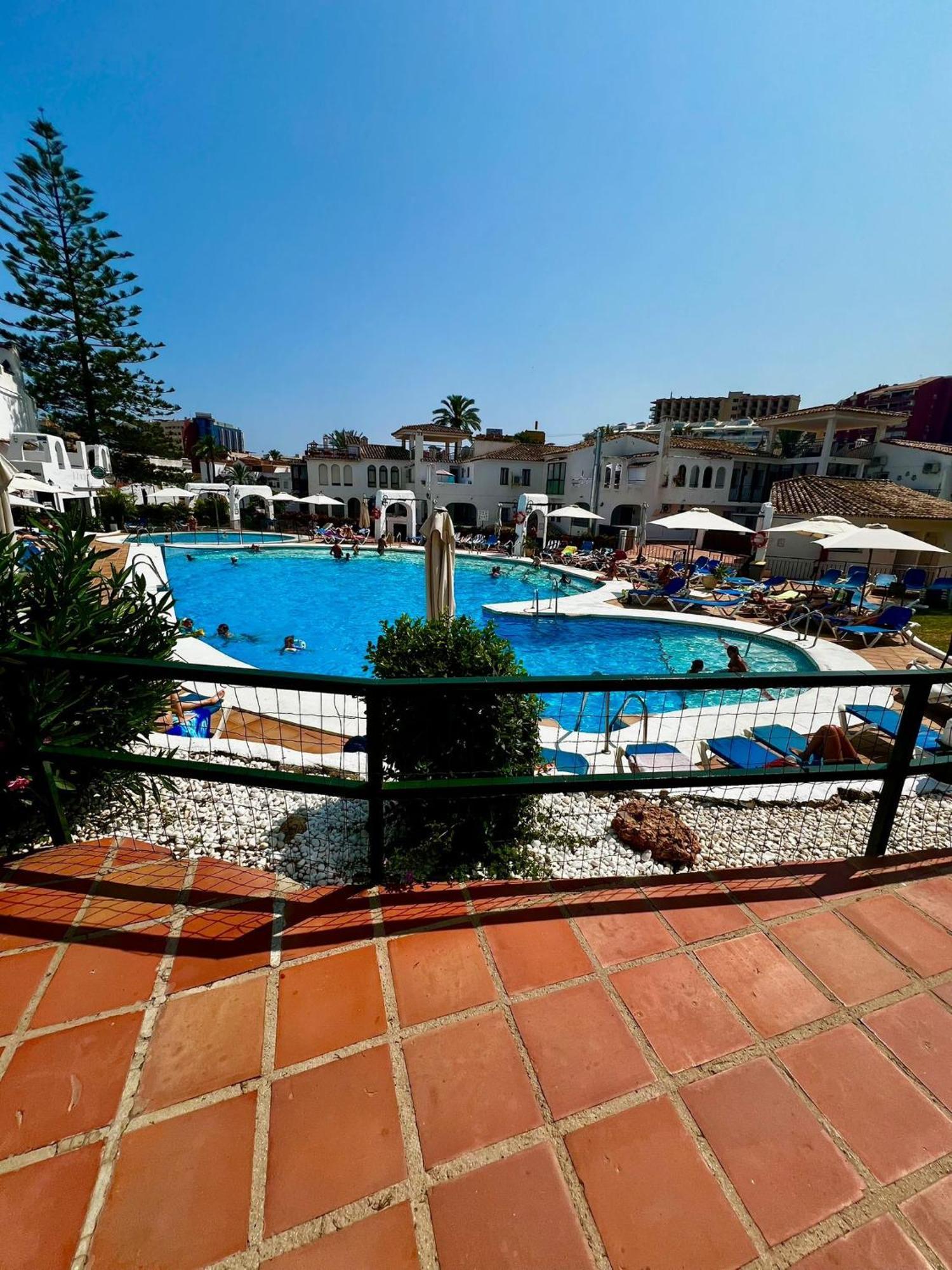 Apartment Lovely 1 Bedroom In Pueblo Evita Benalmádena