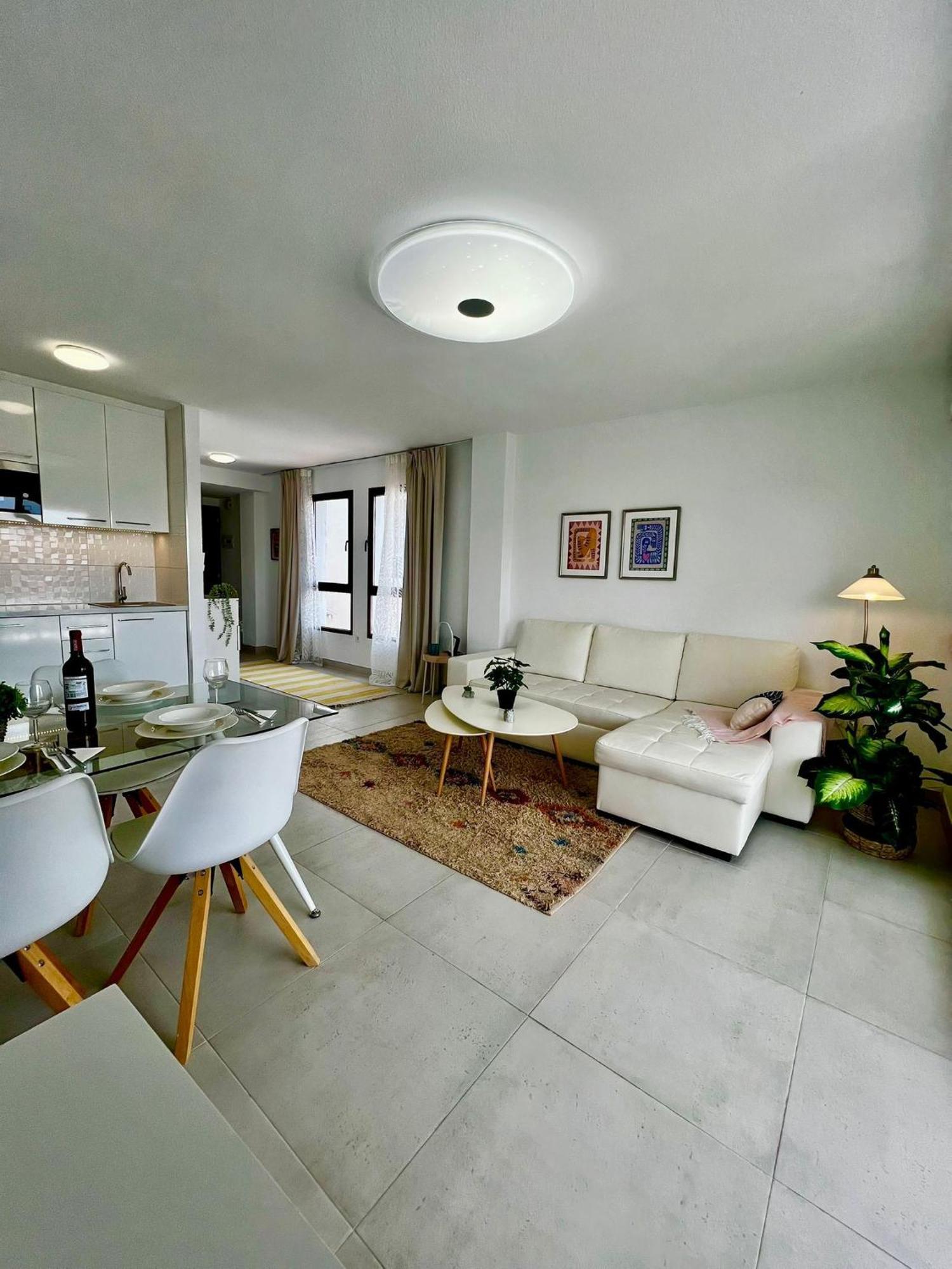 Lovely 1 Bedroom In Pueblo Evita Apartment Benalmádena